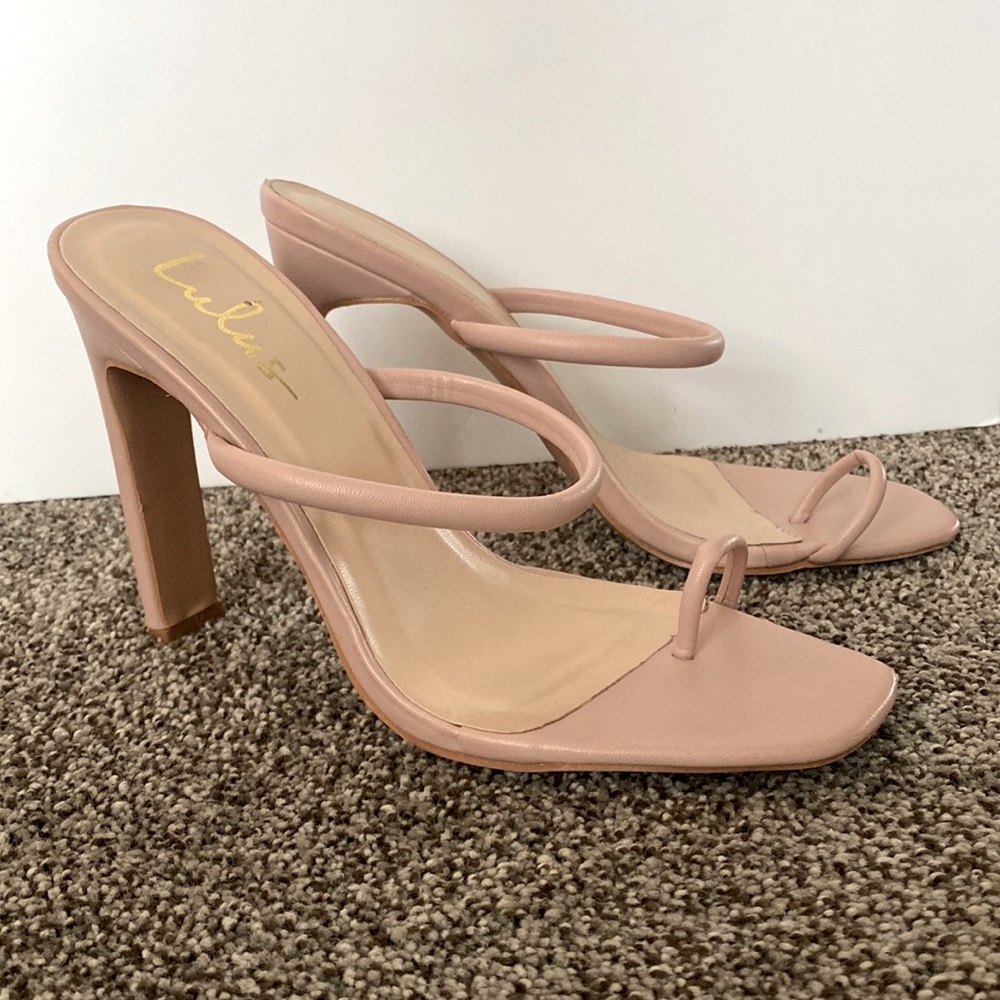 Lulus blush pink heel